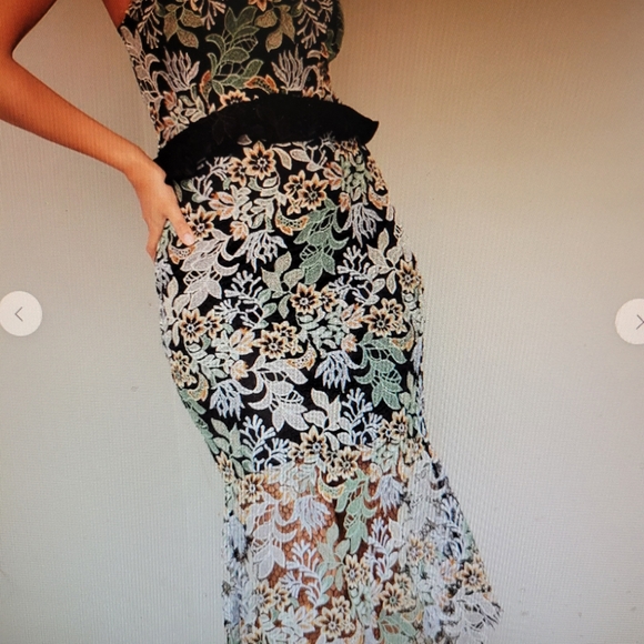 COPY - Chi-Chi halter neck lace crochet sheer ham midi dress, size us 6. - Picture 13 of 14